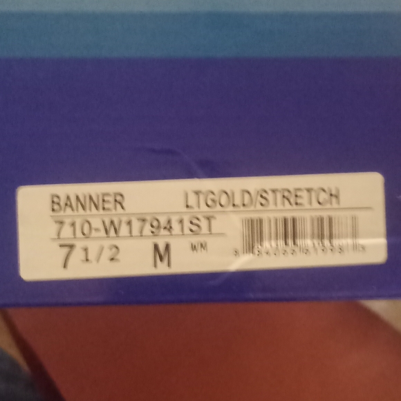 White Mountain Banner Sandals - Picture 4 of 6